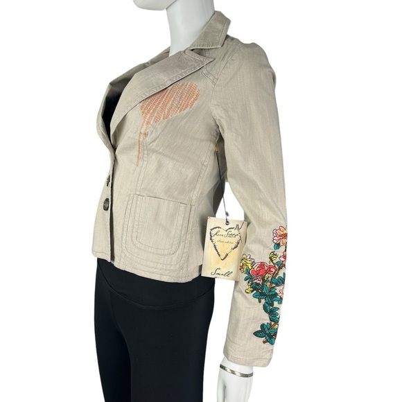 Love Stitch Embroidered Floral Cropped Blazer Womens Size S (NWT) - Picture 4 of 15